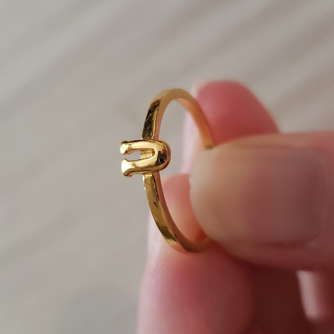 Gorjana Initial Ring - U 32$